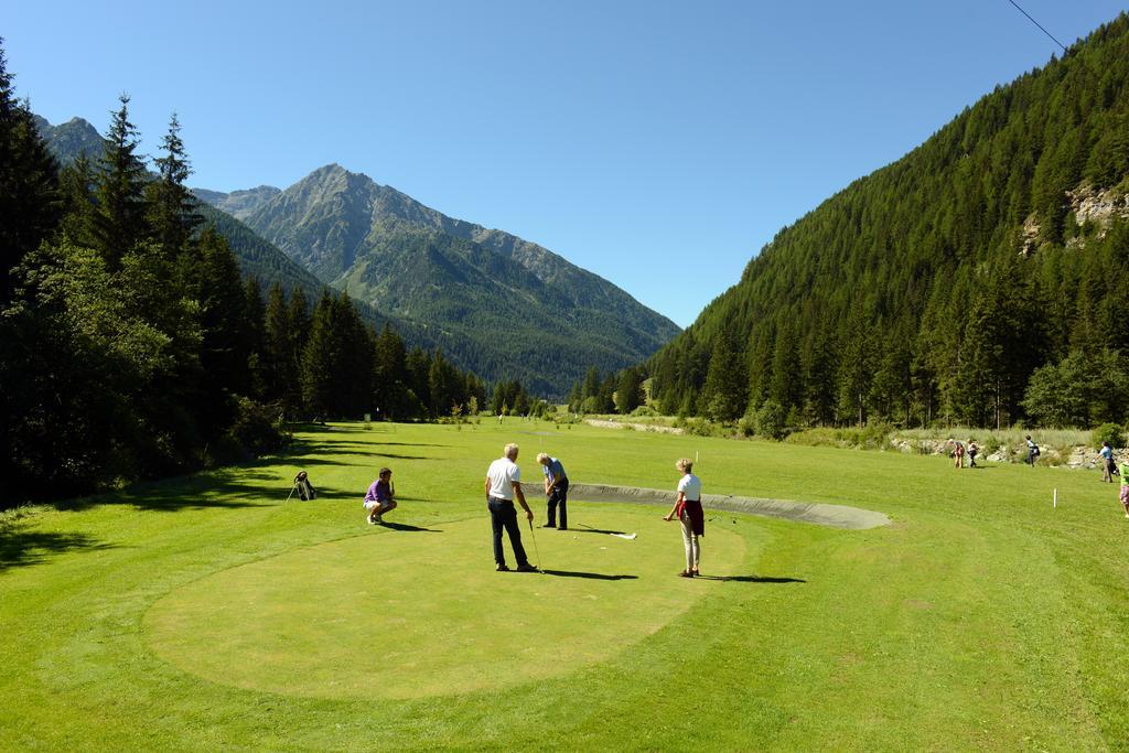 Santa San Hotel Champoluc Exterior photo